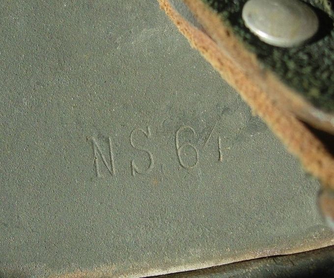 NS - Vereinigte Deutsche Nickelwerke, Schwerte. Produserte M35, M40 og M42.